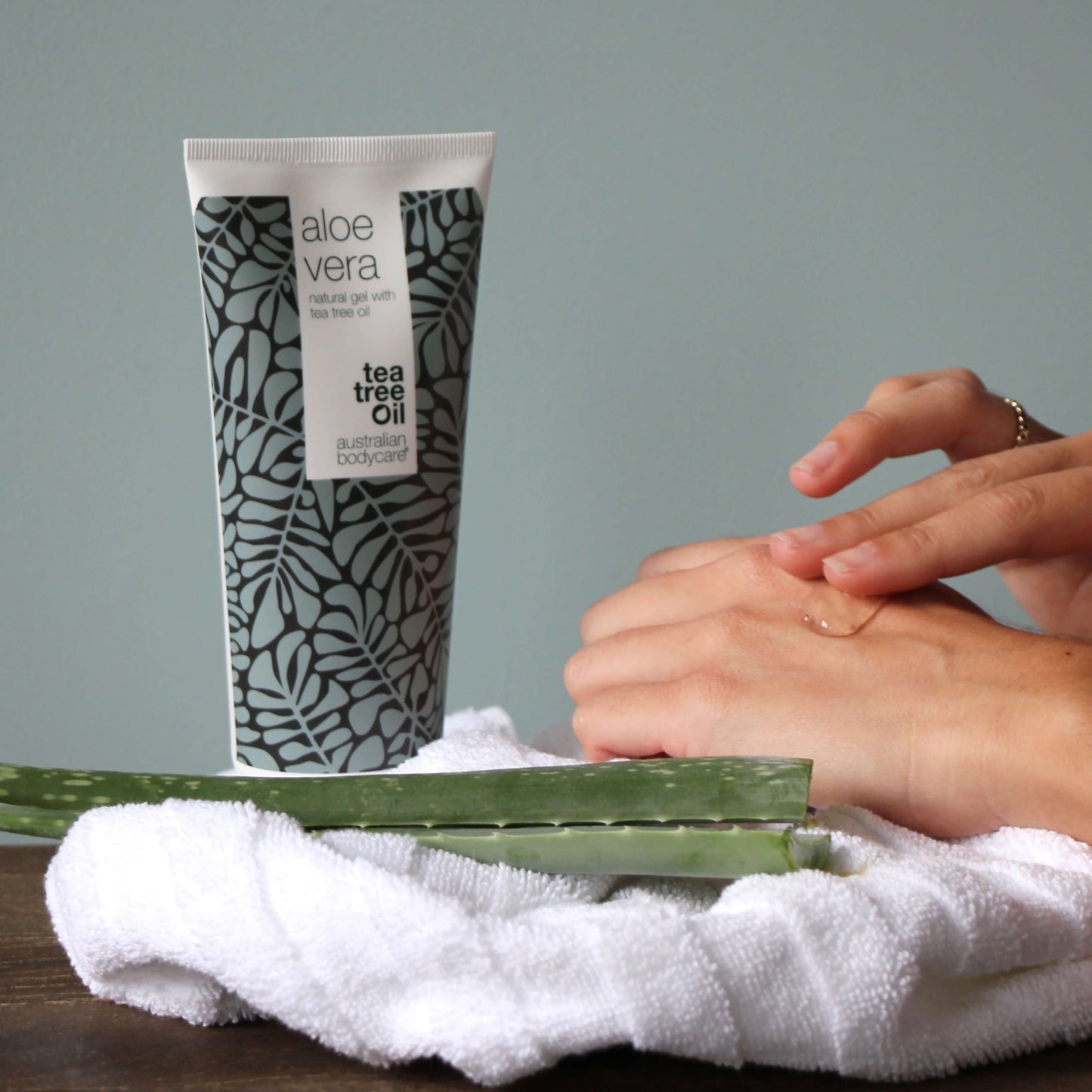 3 produits après–soleil pour les peaux rouges et les coups de soleil - pour les coups de soleil, la peau qui pique et l'eczéma solaire