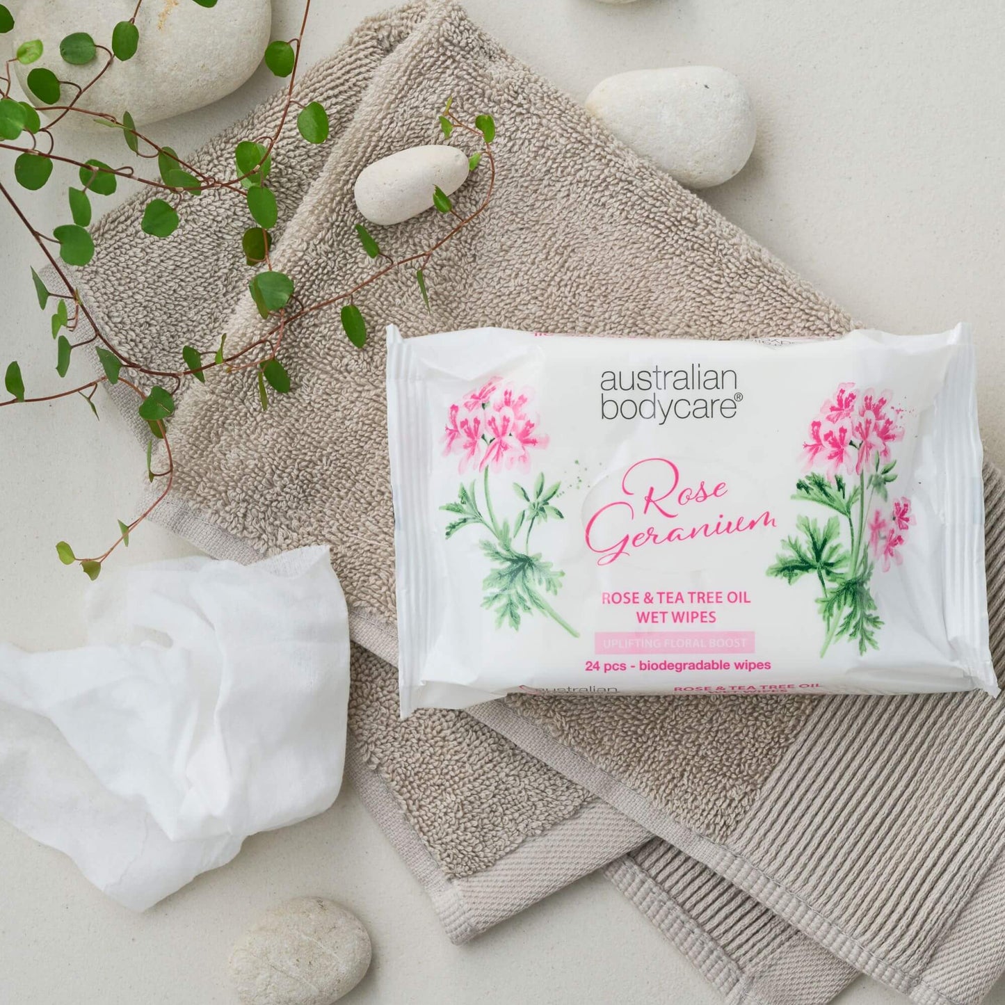 Lingettes démaquillantes peau sensible à l'huile de géranium rosat et de tea tree 24 pièces - Nettoie les bactéries, la saleté et le maquillage