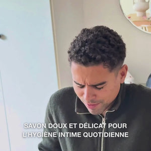 Savon intime pour hommes – Soin doux pour l’hygiène intime quotidienne — Savon intime efficace pour hommes. Aide à apaiser les irritations et l’inconfort dans la zone intime. Ingrédients naturels pour une peau saine et soignée.