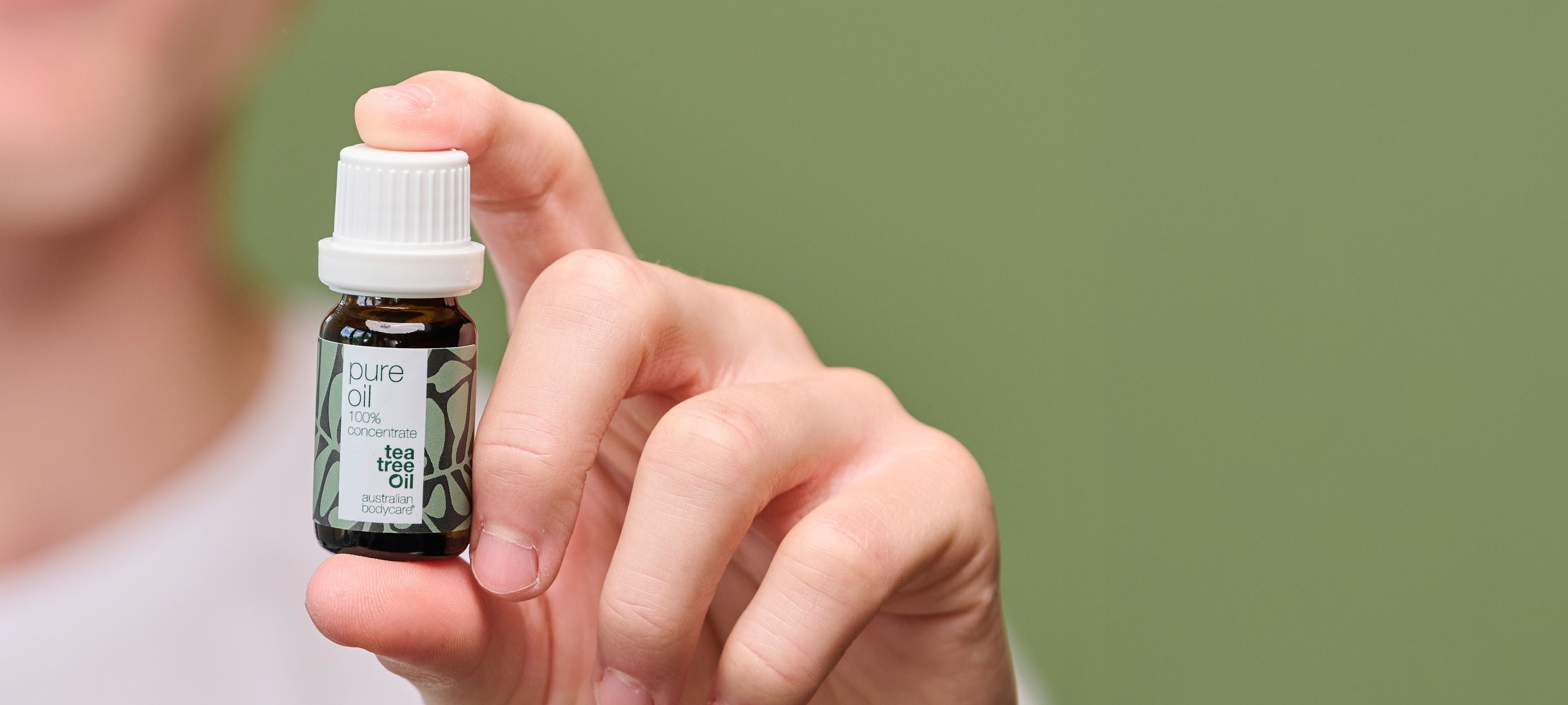 Tea Tree Oil - Un produit naturel 100% pur pour les problèmes de peau