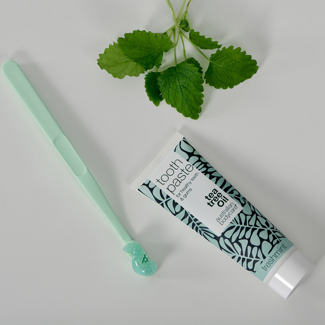 3 Dentifrice à l'huile de tea tree et menthe fraiche — Pour le traitement quotidien des maladies parodontales, des mycoses et de la gingivite