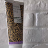 Vidéo montrant le Silver Shampoo d’Australian Bodycare et sa texture violette.